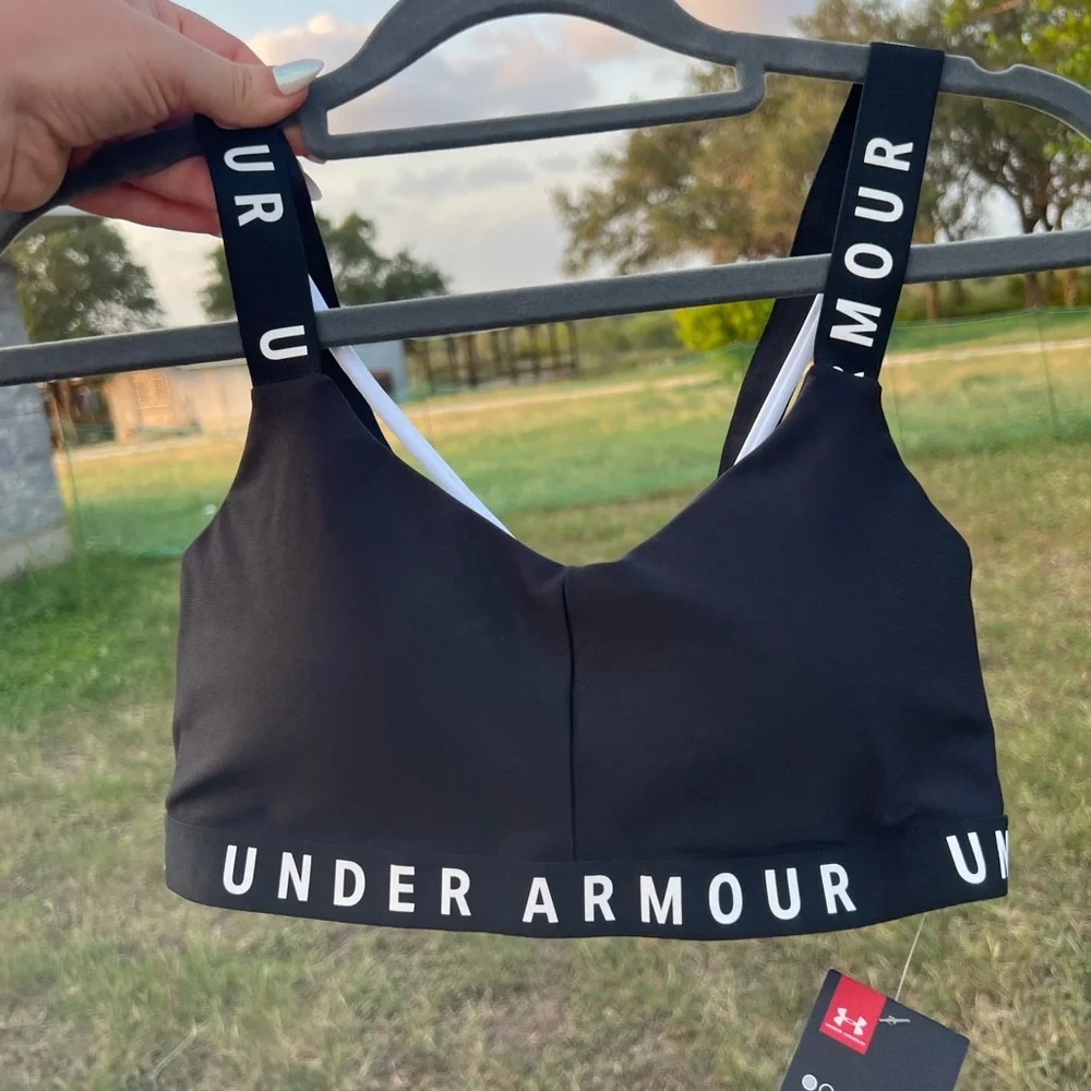 Under Armour Black & White Strappy Sports Bra - Picture 3 of 10
